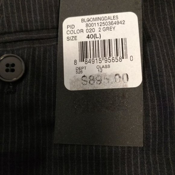 NEW $895 Men's pinstripe suit Bloomingales 40L - Picture 2 of 9